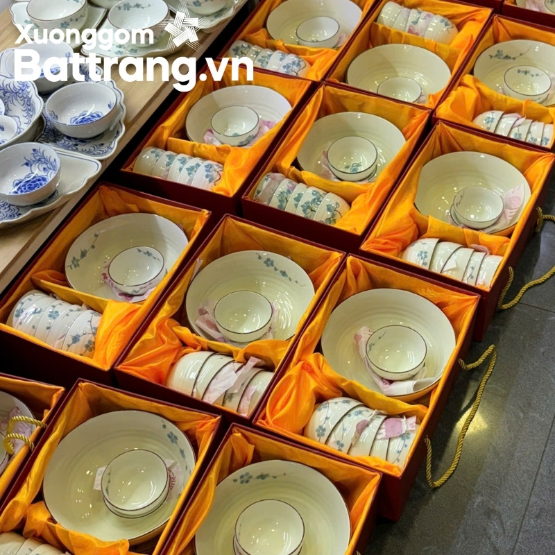 B&aacute;t đĩa B&aacute;t Tr&agrave;ng