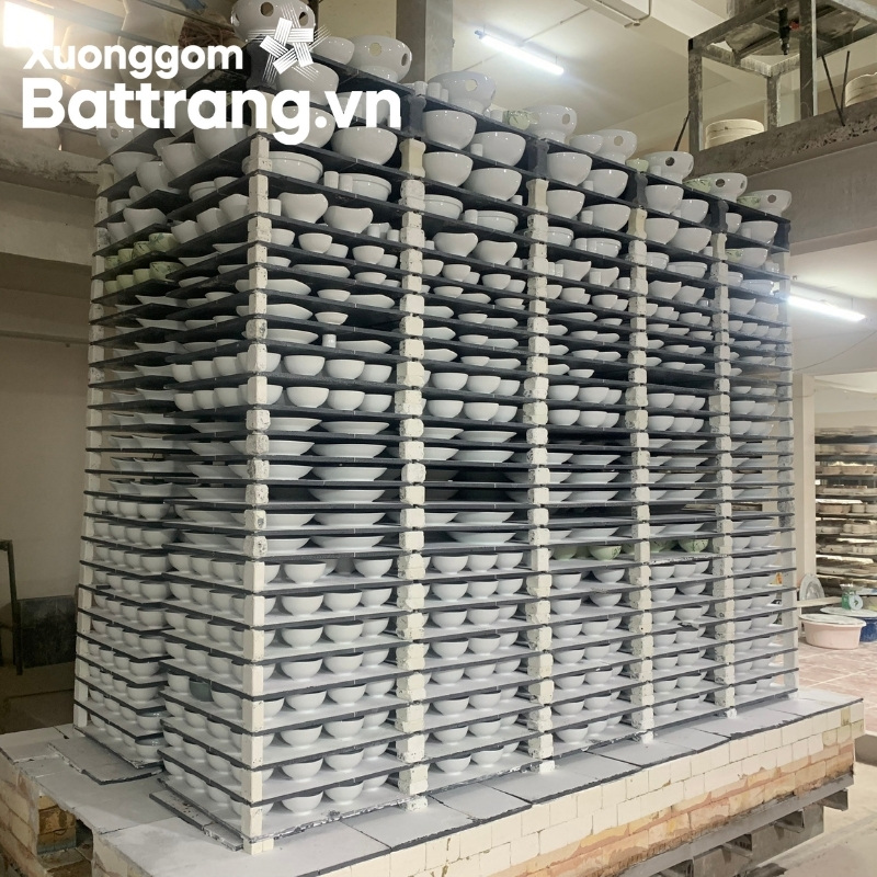 Sản xuất b&aacute;t đĩa B&aacute;t Tr&agrave;ng