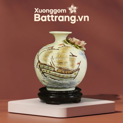 Bình Hút Lộc Đắp Nổi Thuận Buồm Xuôi Gió Men Kem XG-BHL07 - Ảnh đại diện